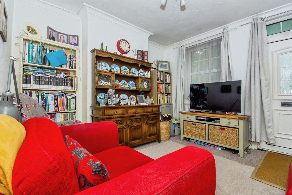 Property photo 3 of 17