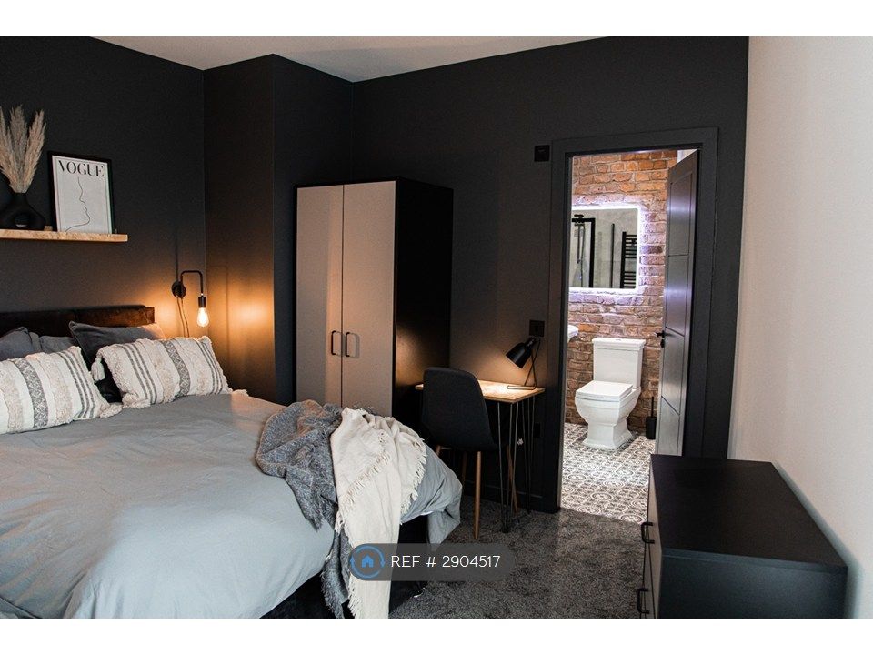 Property photo 1 of 11 Bedroom 4 (Available)