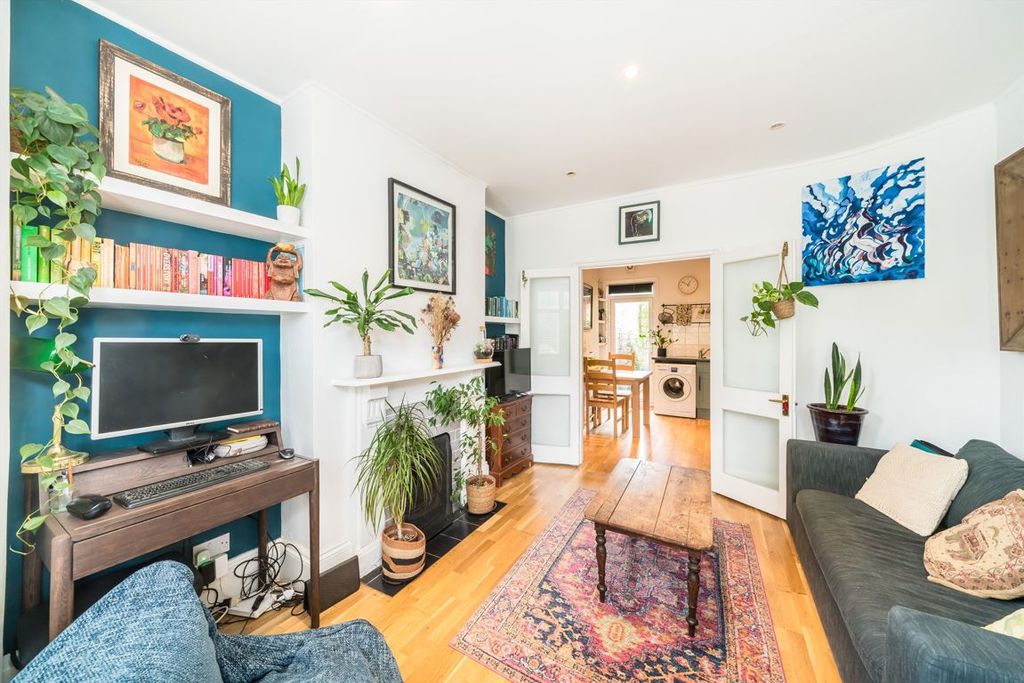 Property photo 2 of 7