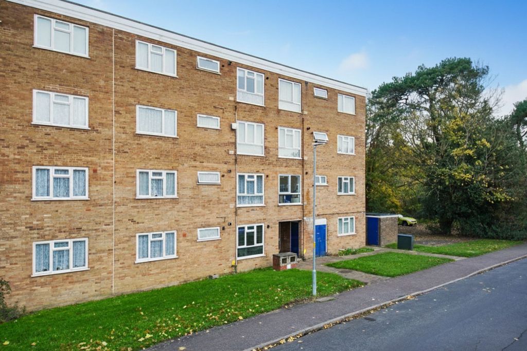 Property photo 1 of 20