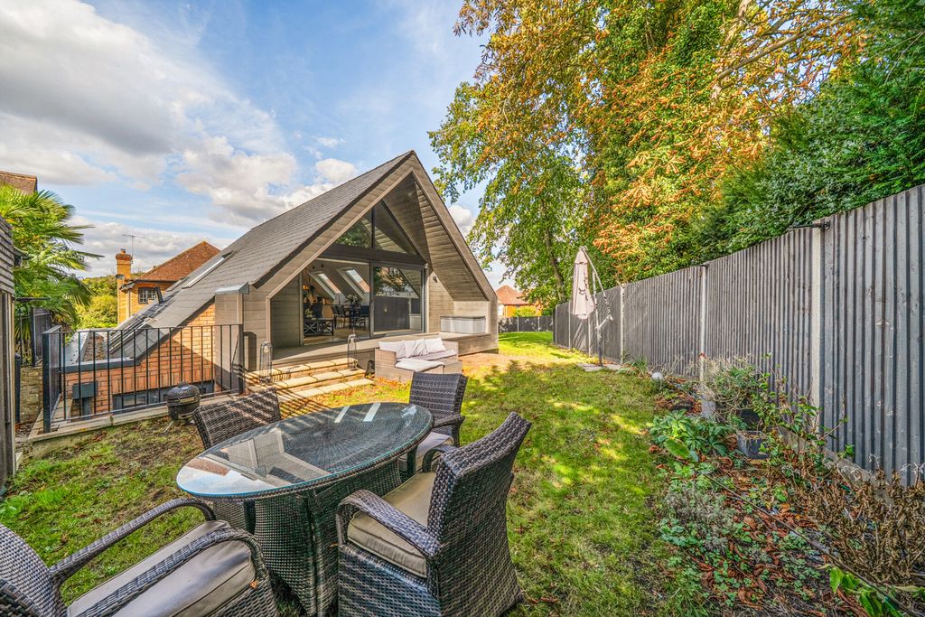 Property photo 3 of 24 1515750-13-6Aac01...