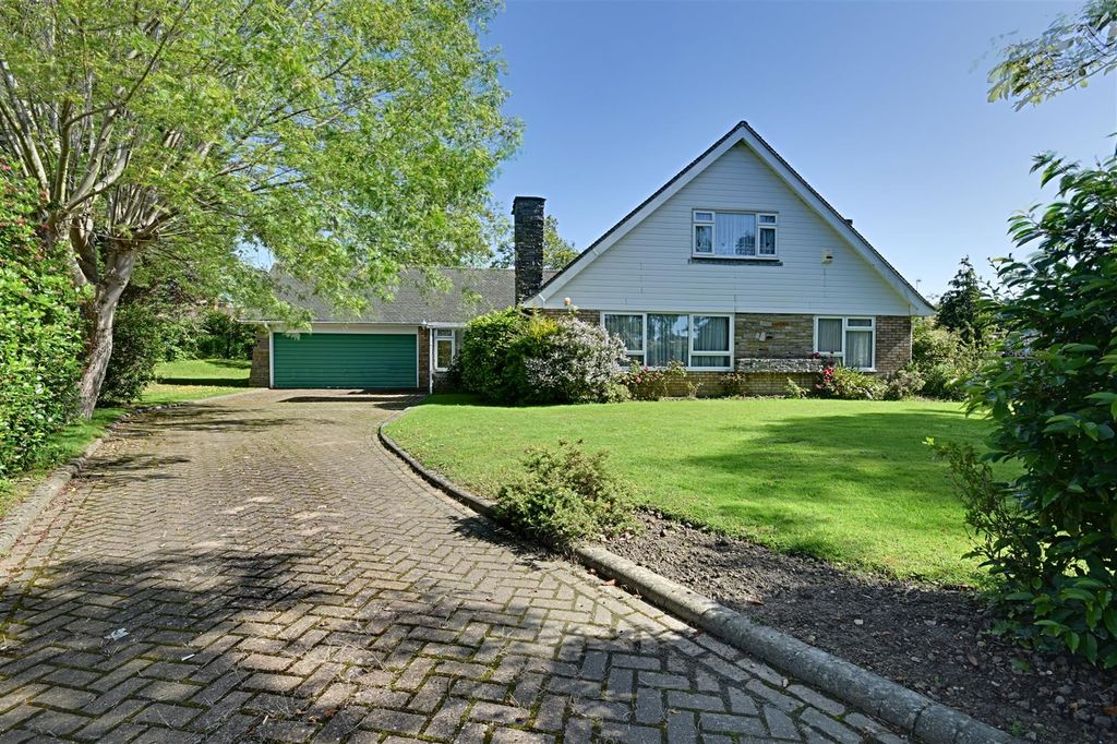 Property photo 1 of 20