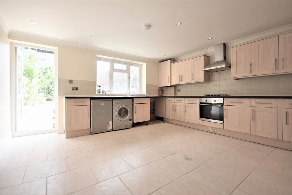 Property photo 2 of 13 Kitchen/ Diner