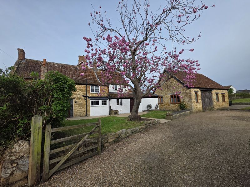 Property photo 1 of 30