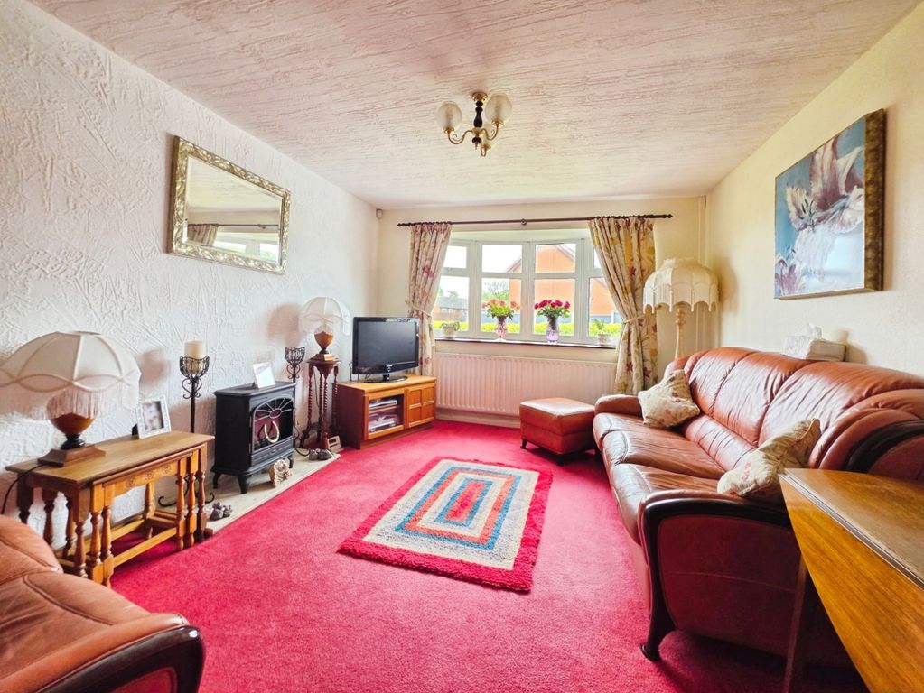 Property photo 3 of 28 Pbox-Img.Jpg