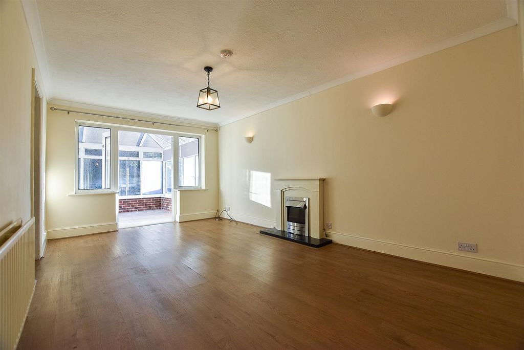 Property photo 3 of 14 Living  Dining Room.Jpg