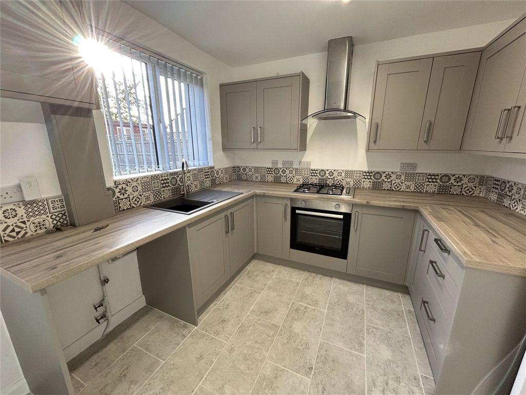 Property photo 2 of 12 Picture No. 02