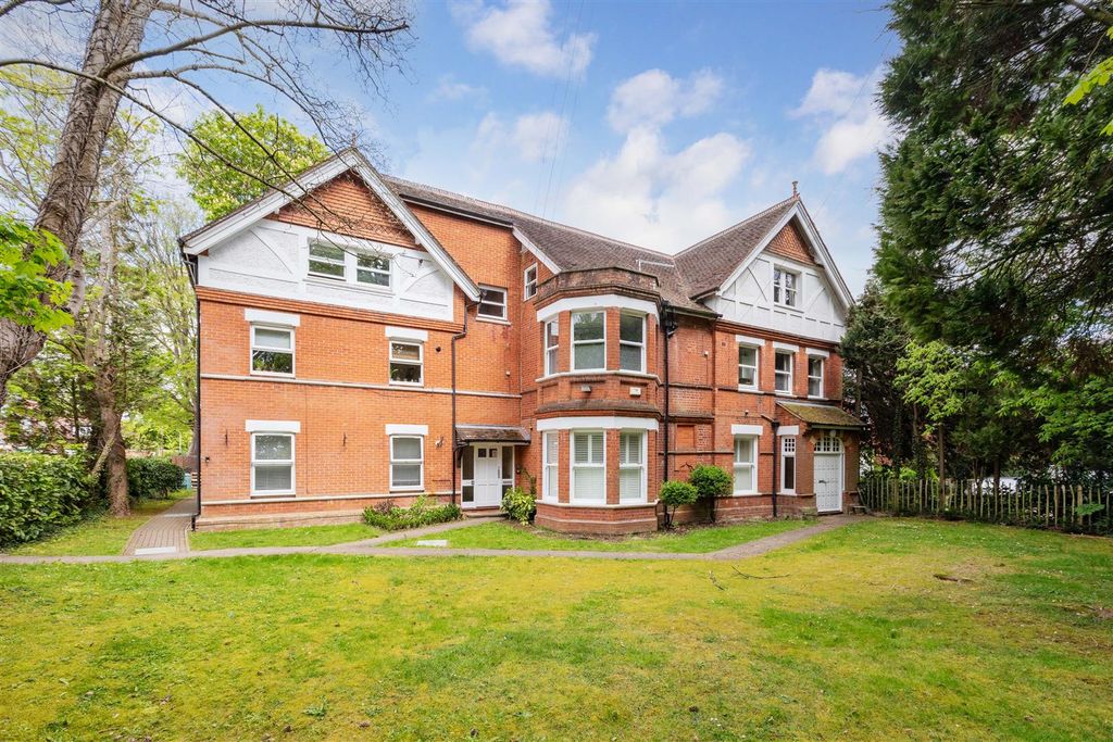Property photo 1 of 14