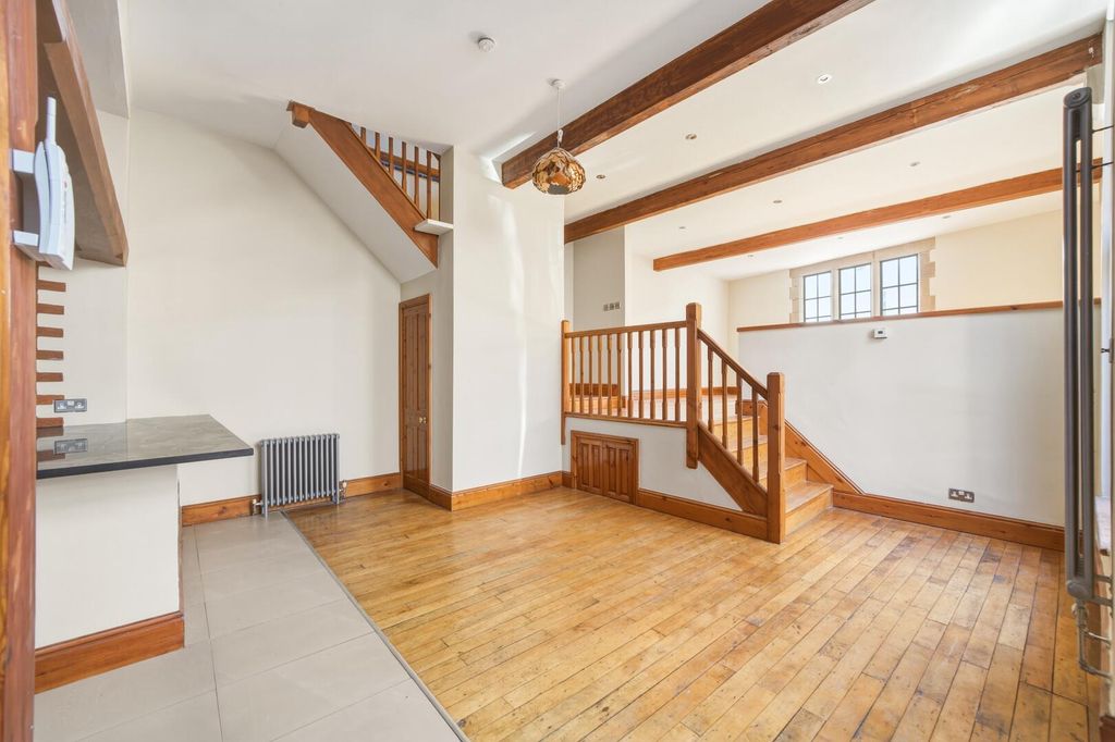 Property photo 2 of 28 Living Room