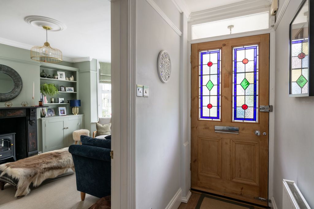 Property photo 2 of 23