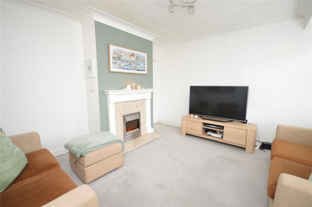 Property photo 2 of 13 Picture 2