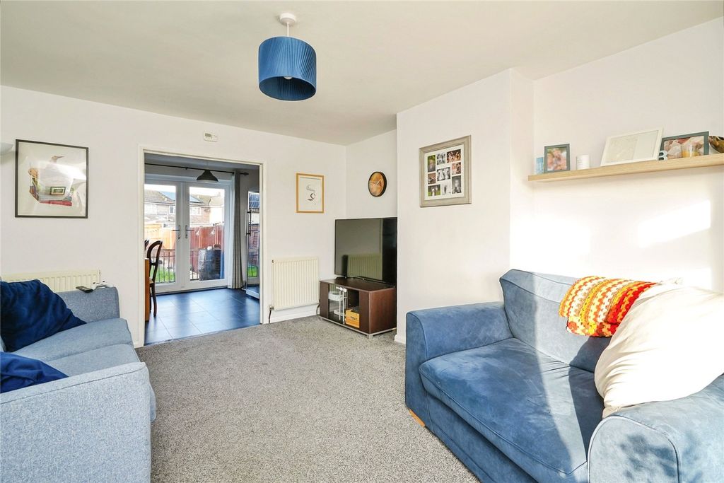 Property photo 3 of 20 Picture No. 30