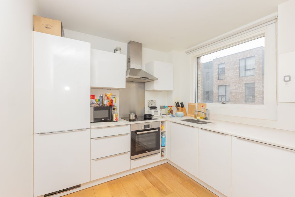 Property photo 2 of 6