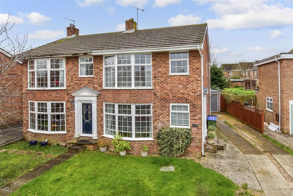 Property photo 1 of 13 Front