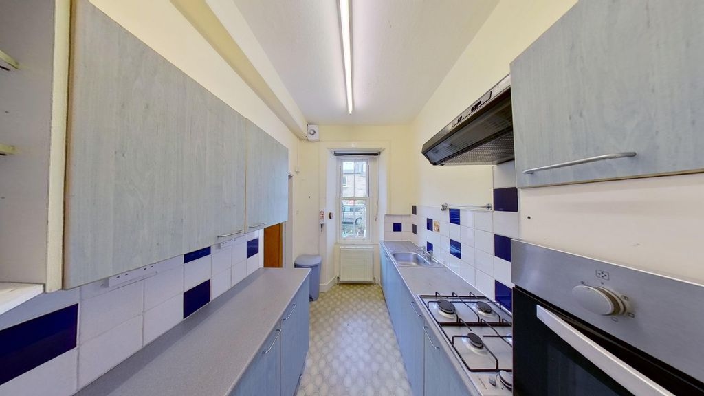 Property photo 3 of 10 Photo 3