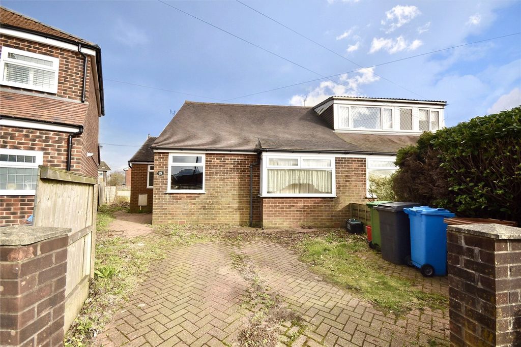 Property photo 1 of 10 Front External