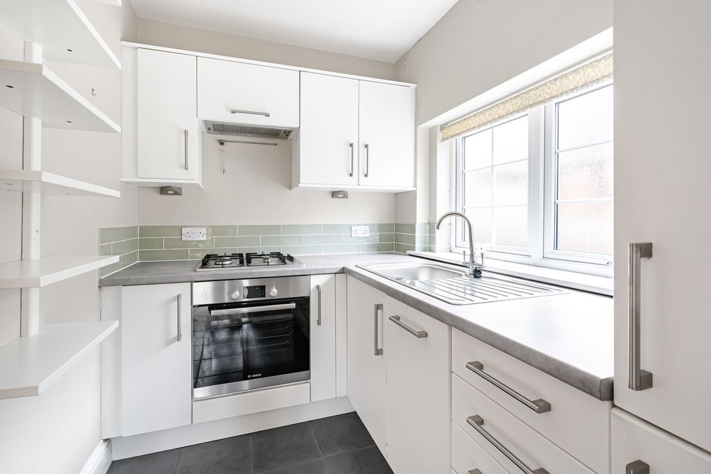 Property photo 3 of 14 8_82322