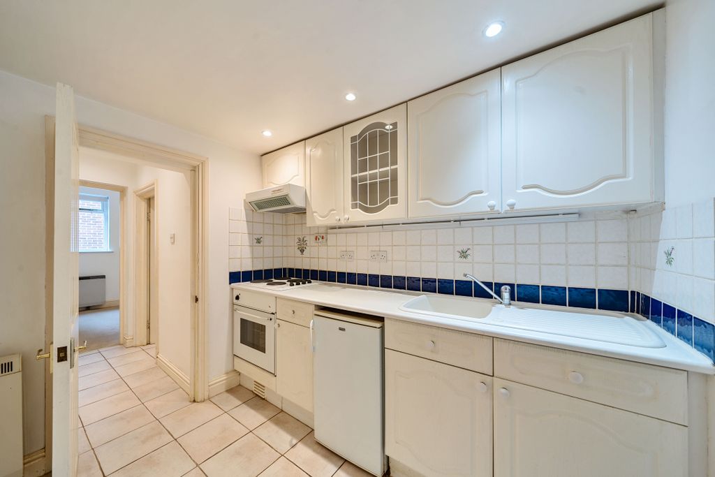 Property photo 3 of 9