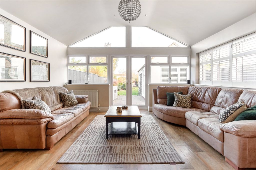 Property photo 2 of 16 Family Room