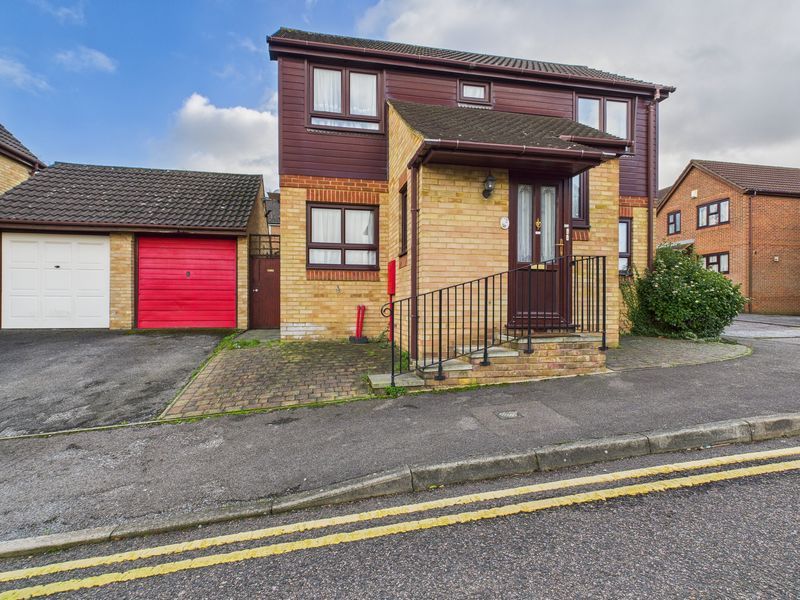 Property photo 1 of 11 Photo 11