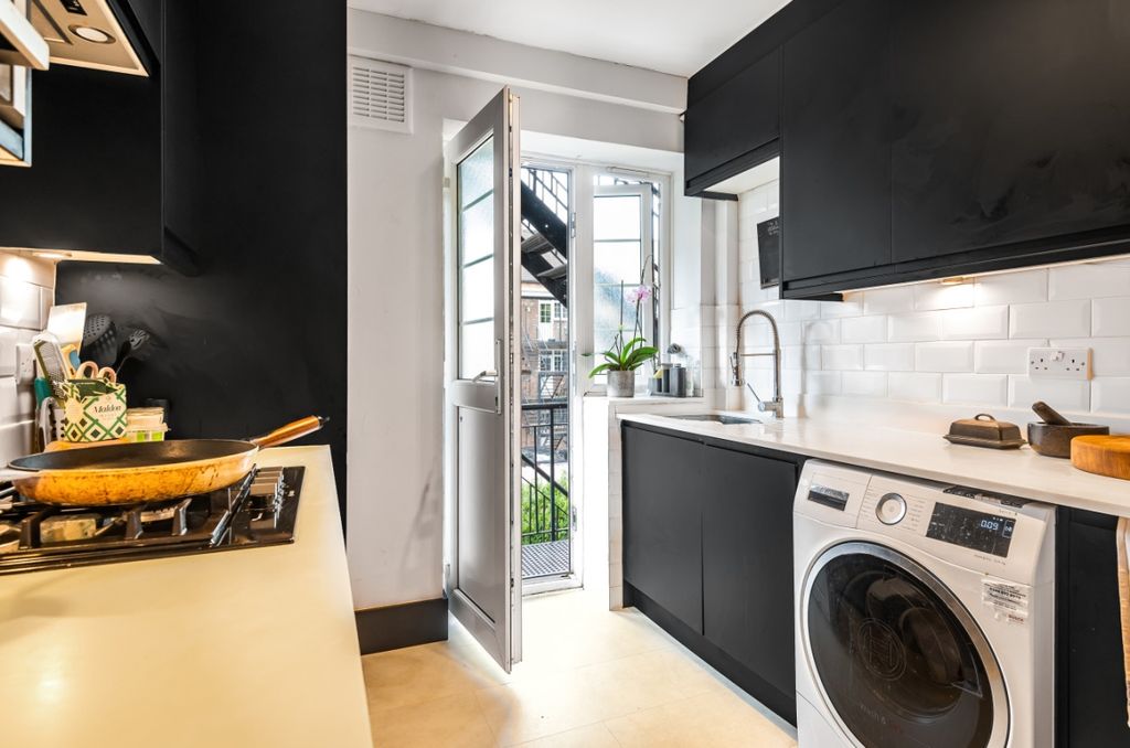 Property photo 3 of 18 874827 (4)