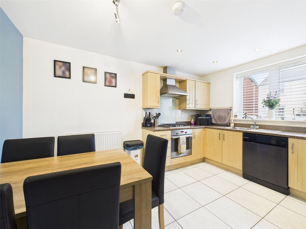 Property photo 3 of 10 Picture No. 15