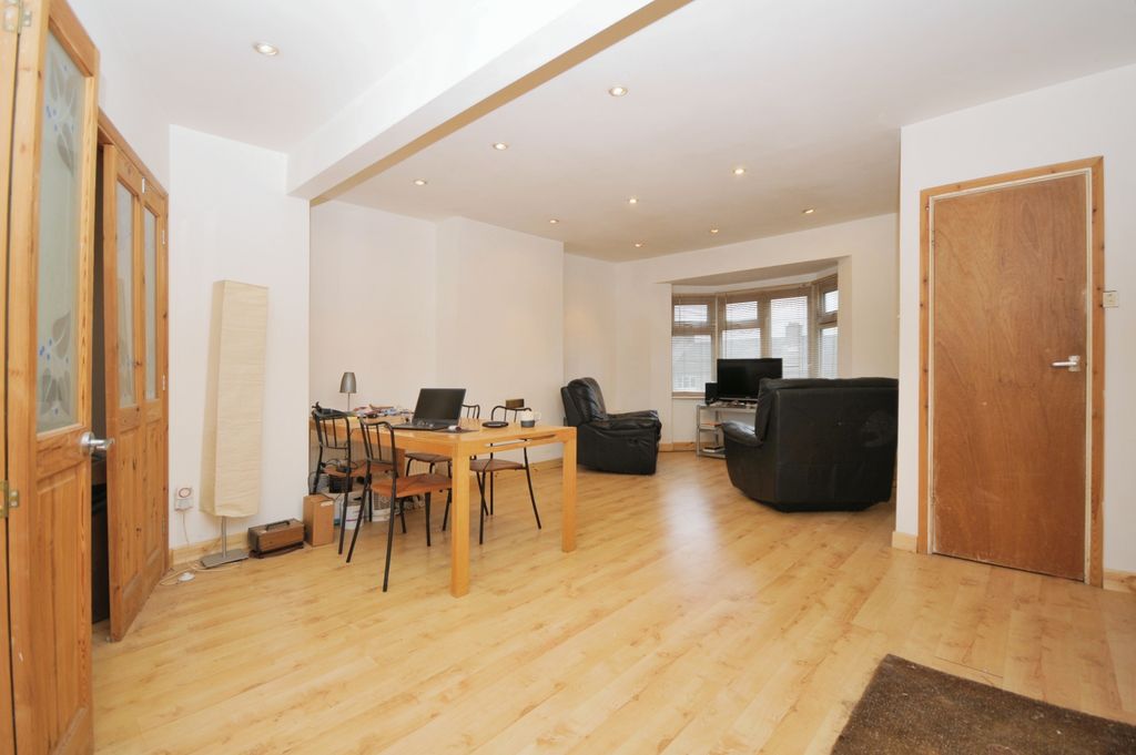 Property photo 2 of 15 Reception Room