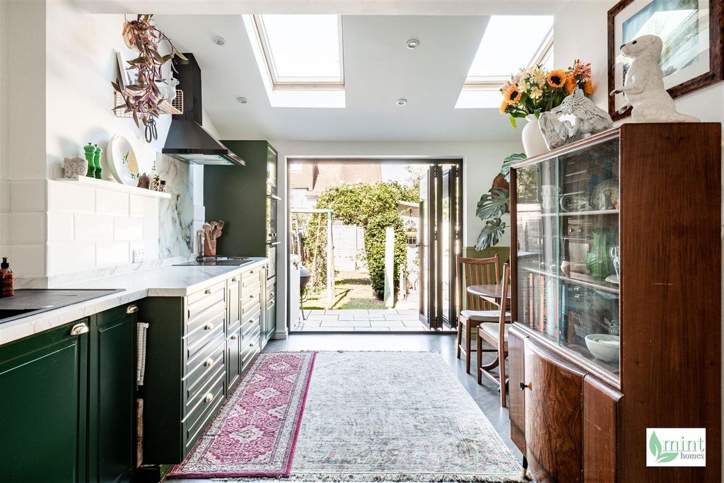Property photo 2 of 22 Caillard Road - Watermark-23.Jpg
