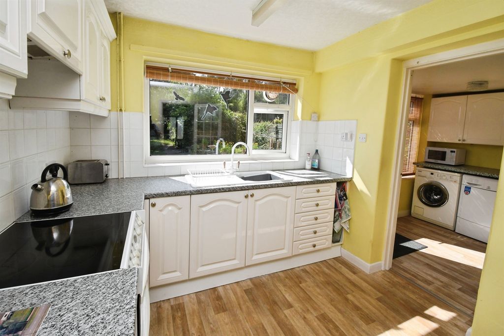 Property photo 3 of 15