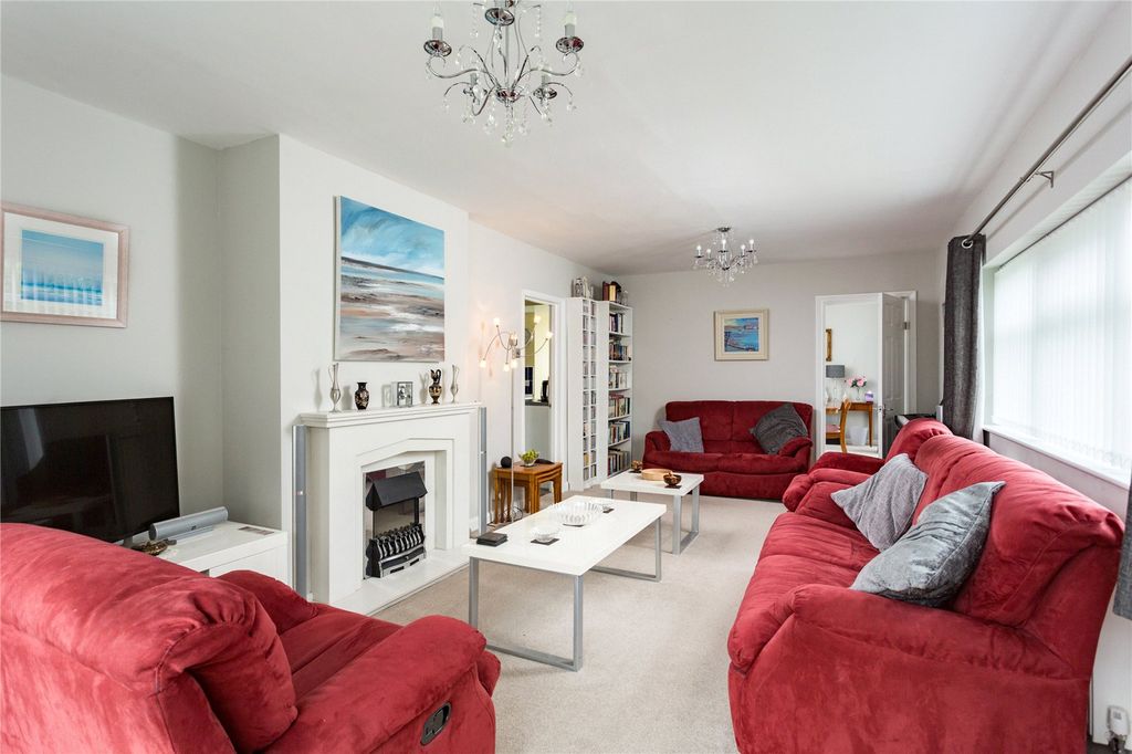 Property photo 2 of 13 Sitting Room