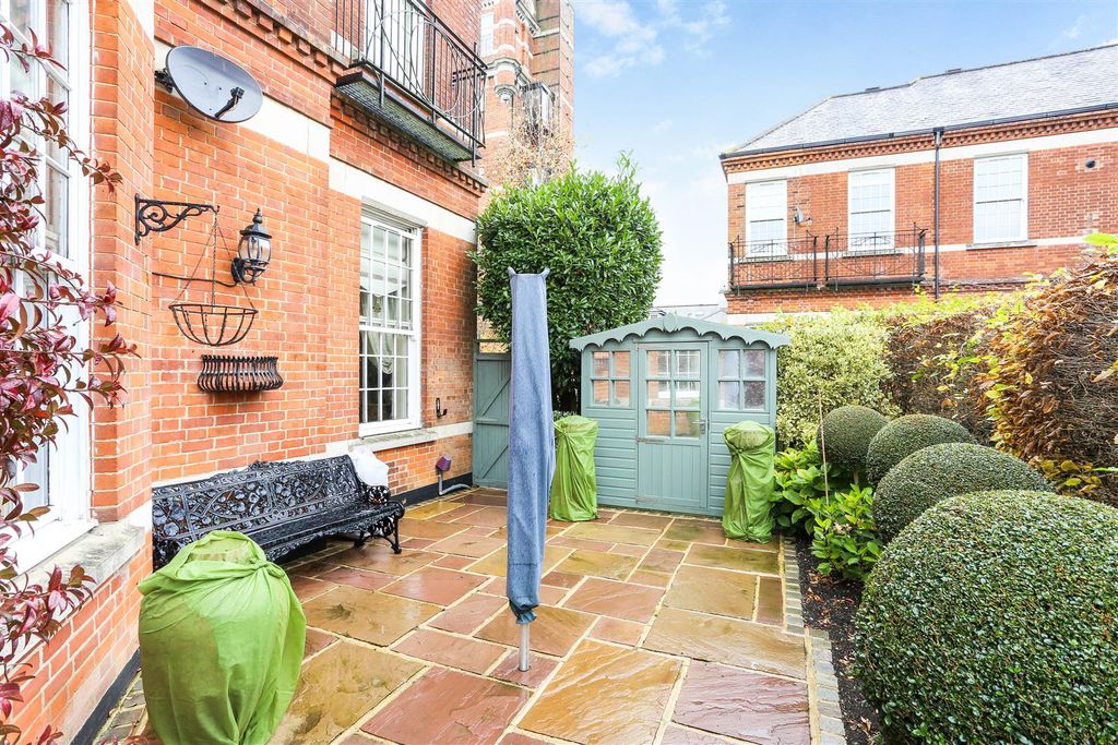 Additional image 24 of 2 bed flat for saleCayton Road, Coulsdon CR5