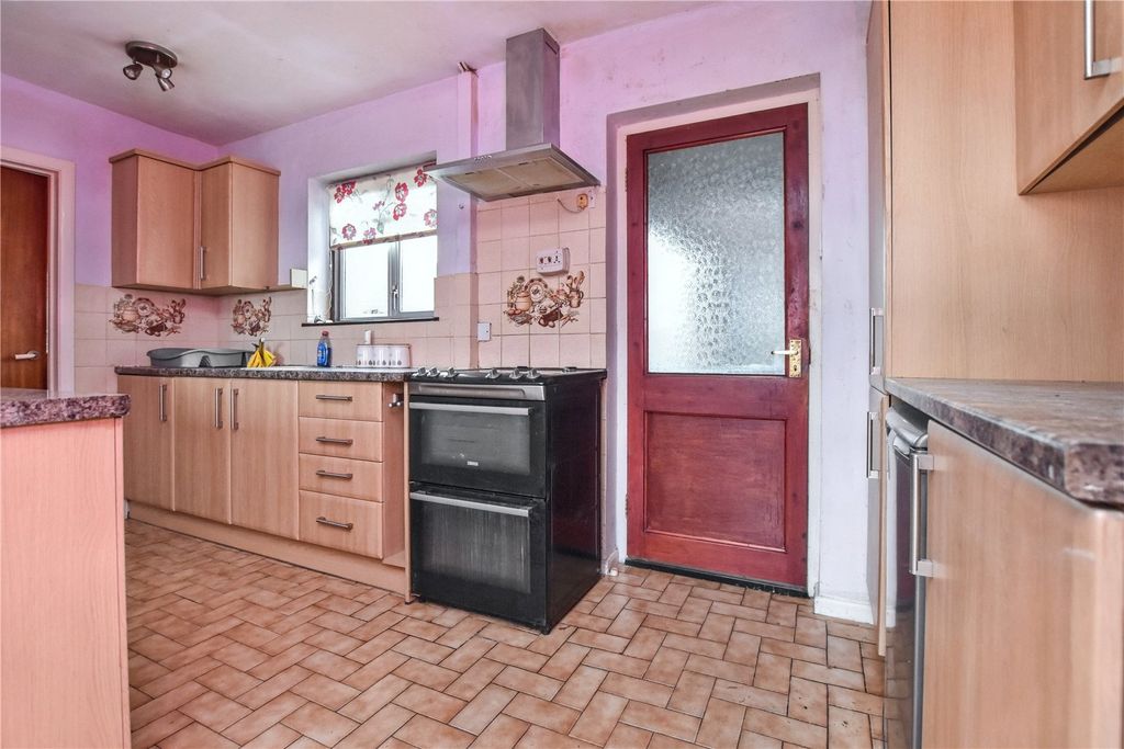 Property photo 2 of 22 Picture No. 02
