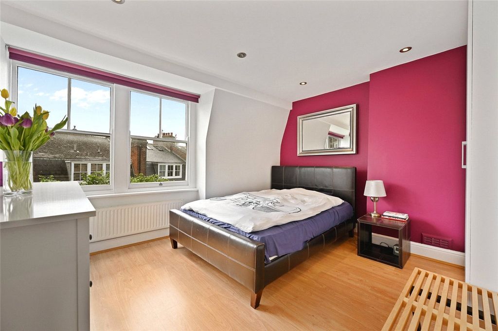 Property photo 3 of 9 Picture No. 02