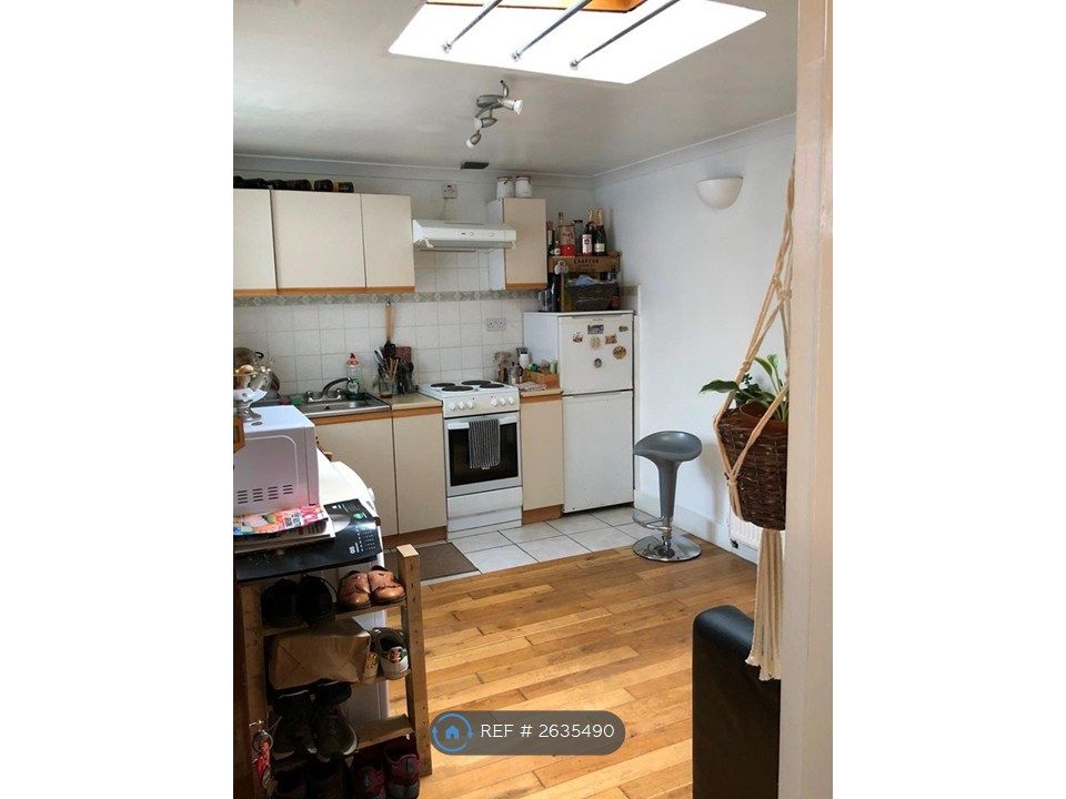 Property photo 3 of 7