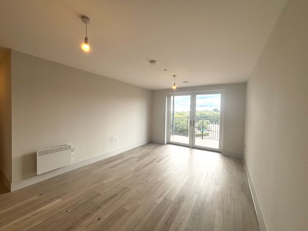 Property photo 2 of 16 Living Room