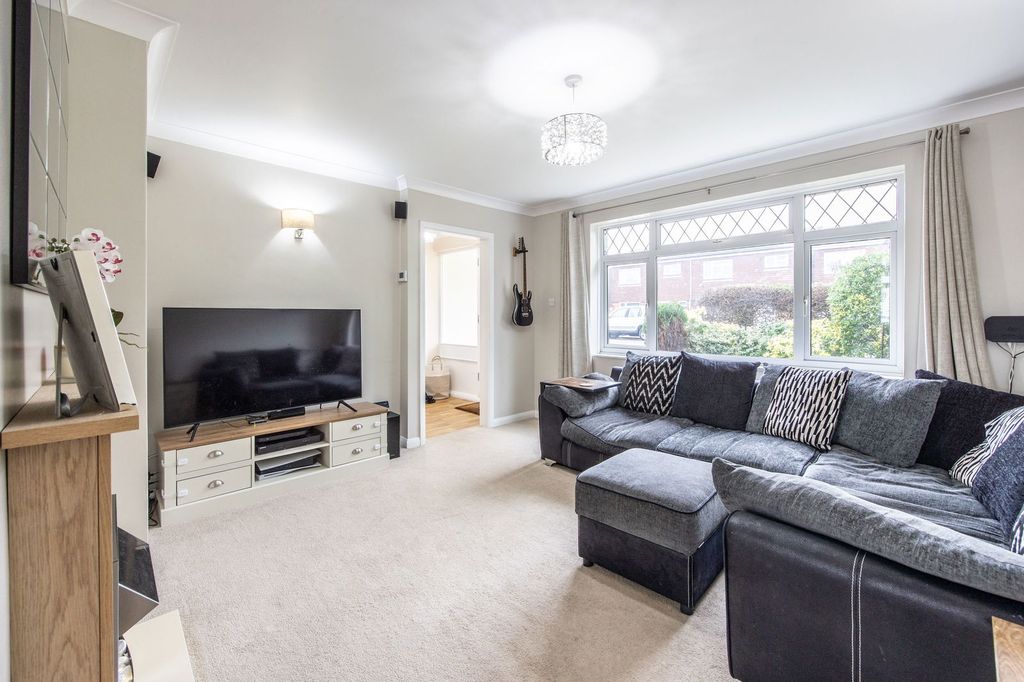 Property photo 3 of 21