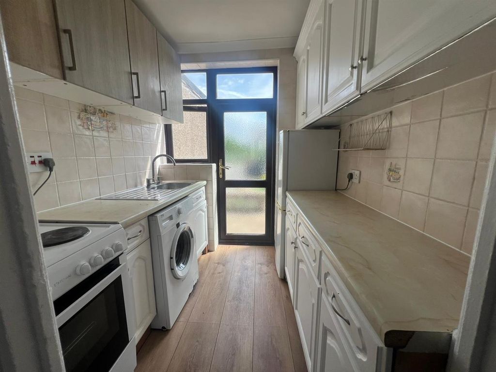 Property photo 2 of 12 Whatsapp Image 2026-09-10 At 12.49.58 (1).Jpeg