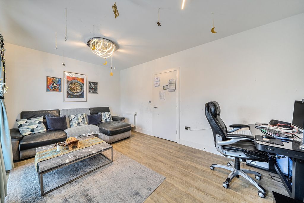 Property photo 3 of 17 1422511-14-69A83A...