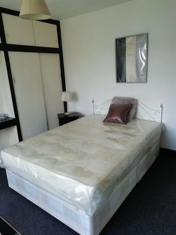 Property photo 1 of 3