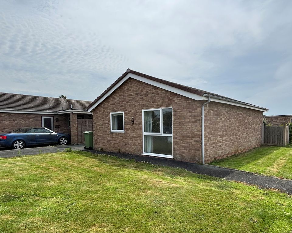 Property photo 2 of 22