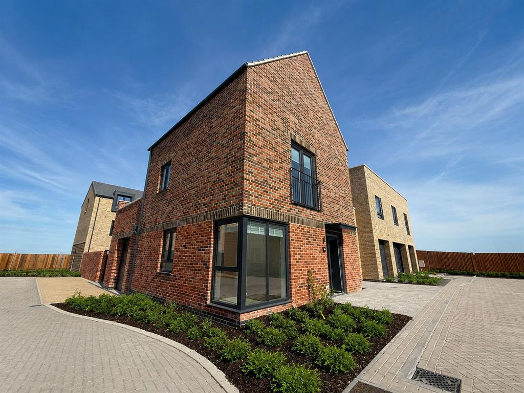 Property photo 2 of 19 External 2.Png