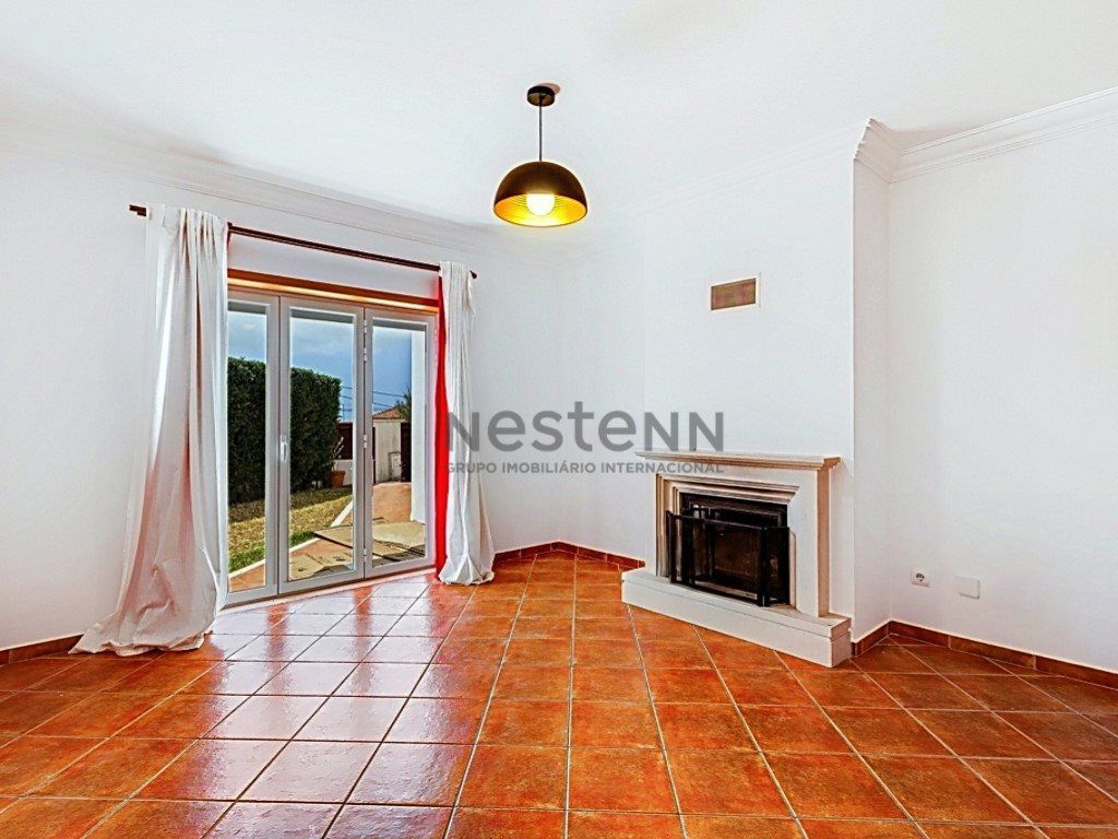 Property photo 3 of 49
