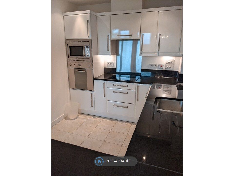 Property photo 1 of 25