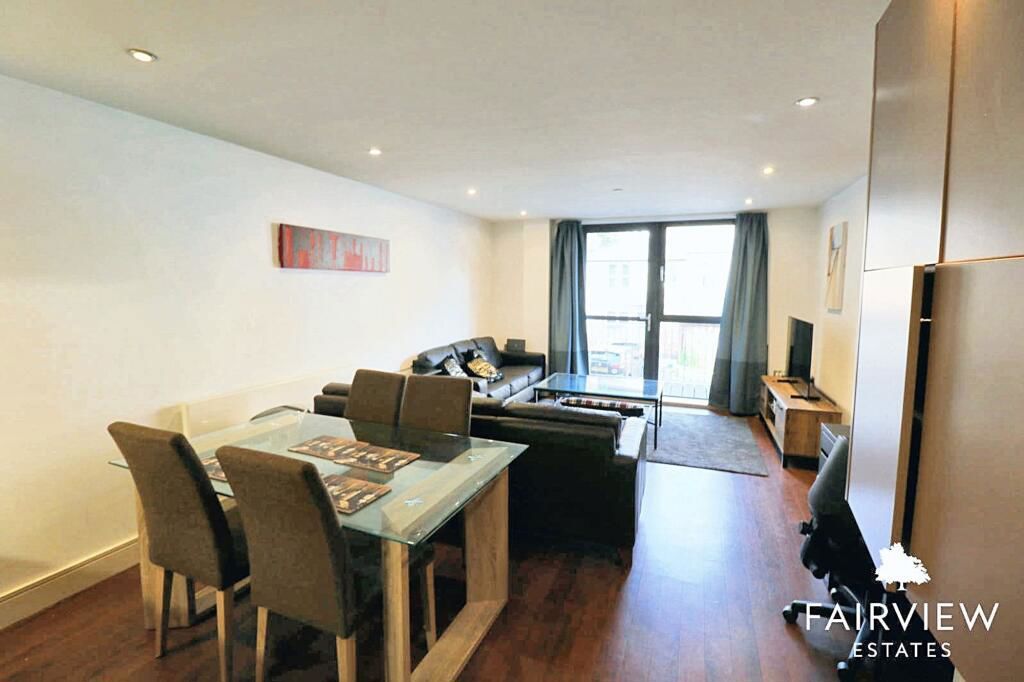 Property photo 3 of 17
