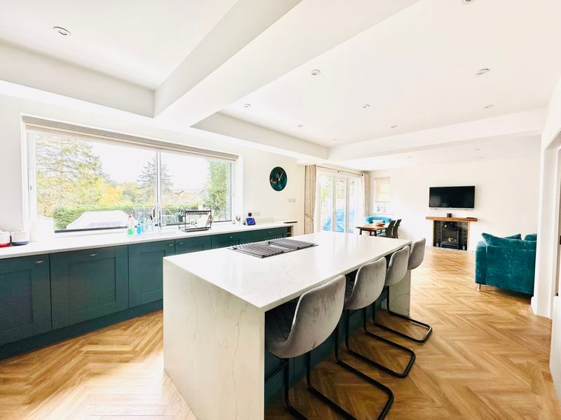 Property photo 3 of 25 Photo 5