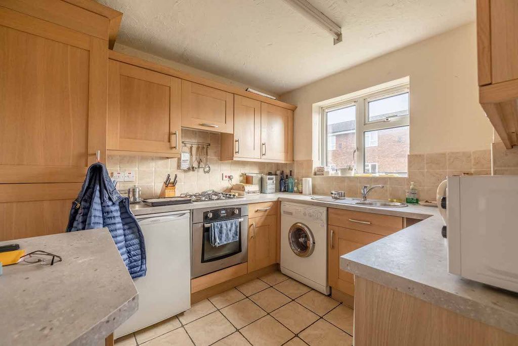 Property photo 3 of 7