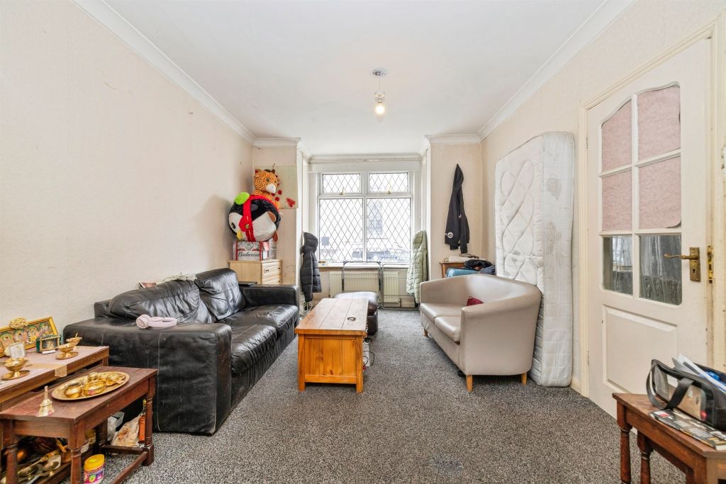 Property photo 2 of 16