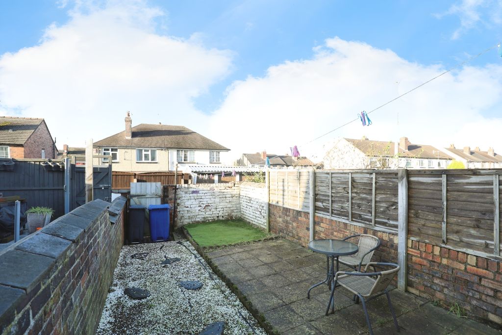 Property photo 2 of 17 Rear Garden