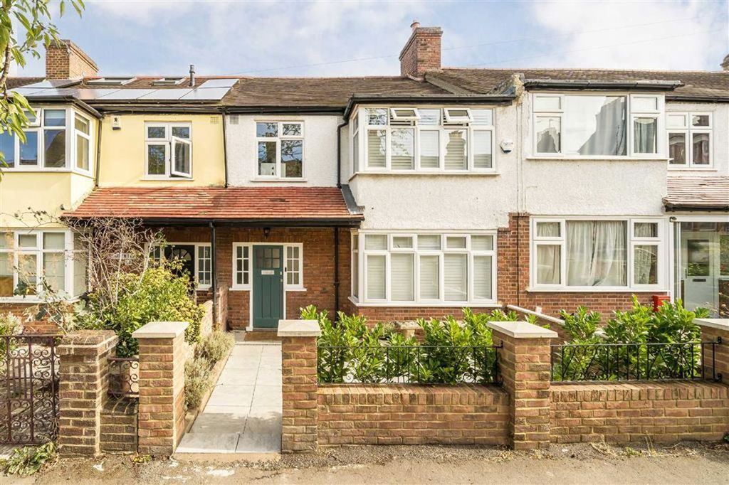 Property photo 2 of 10
