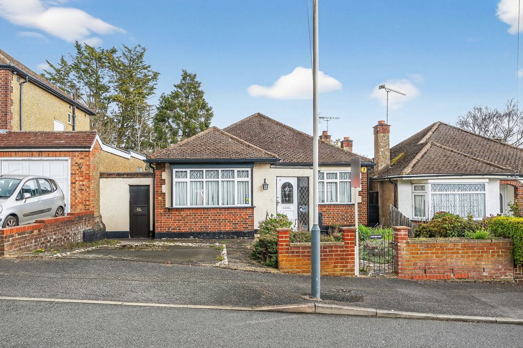 Property photo 1 of 20 69c5592051089-143...